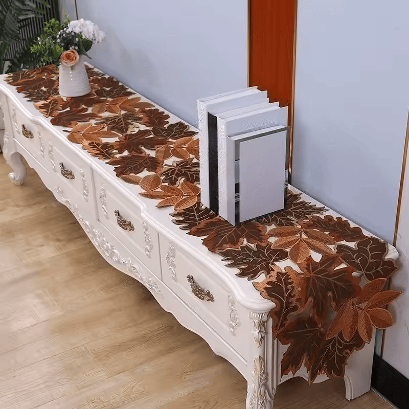 Autumn Maple Leaf Embroidered Table Runner – Rustic Thanksgiving & Fall Table Decor